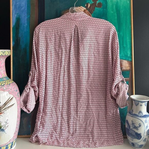 Just Living Heart All Over Print Relaxed Notched Collar Blouse S - Picture 5 of 15